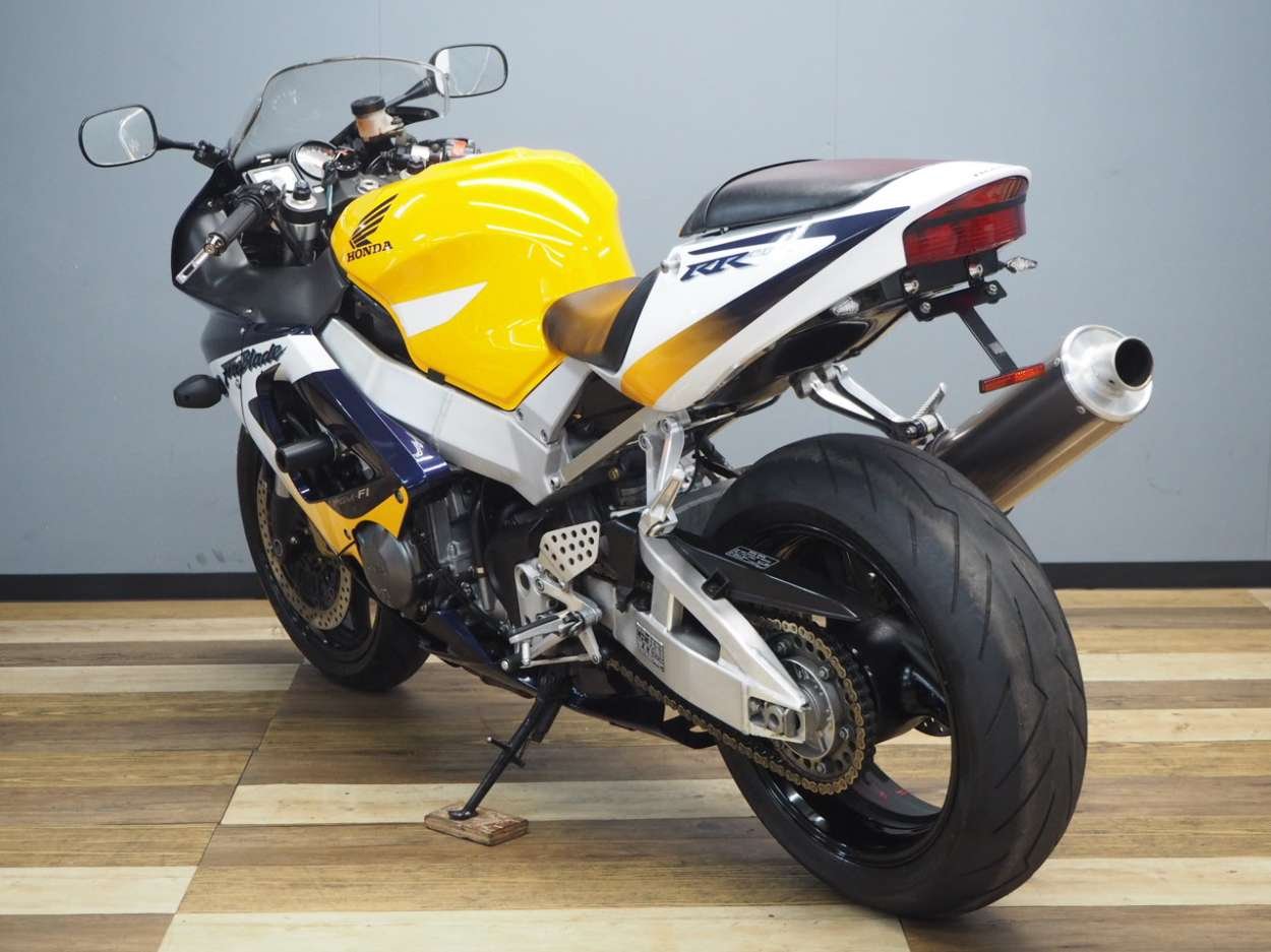 CBR929RR ファイヤーブレード ヤマモトSPEC-Aサイレンサー装備 | バイク買うなら【バイク王】