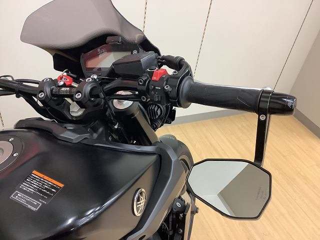 MT-09 ABS ハンドル ミラーカスタム | バイク買うなら【バイク王】