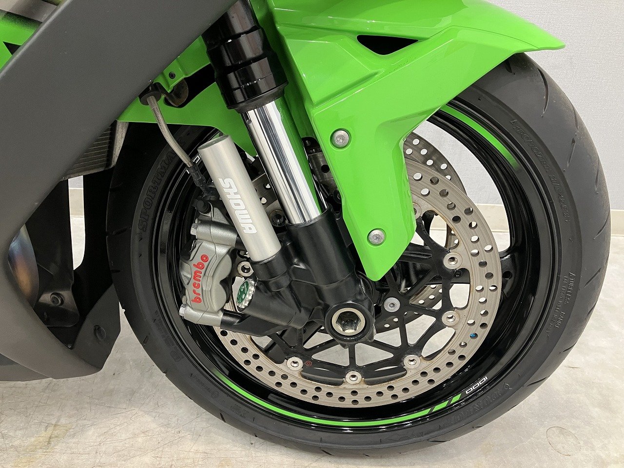 3月限定価格】【マル得】Ninja ZX-10R ABS KRT Edition マレーシア仕様 