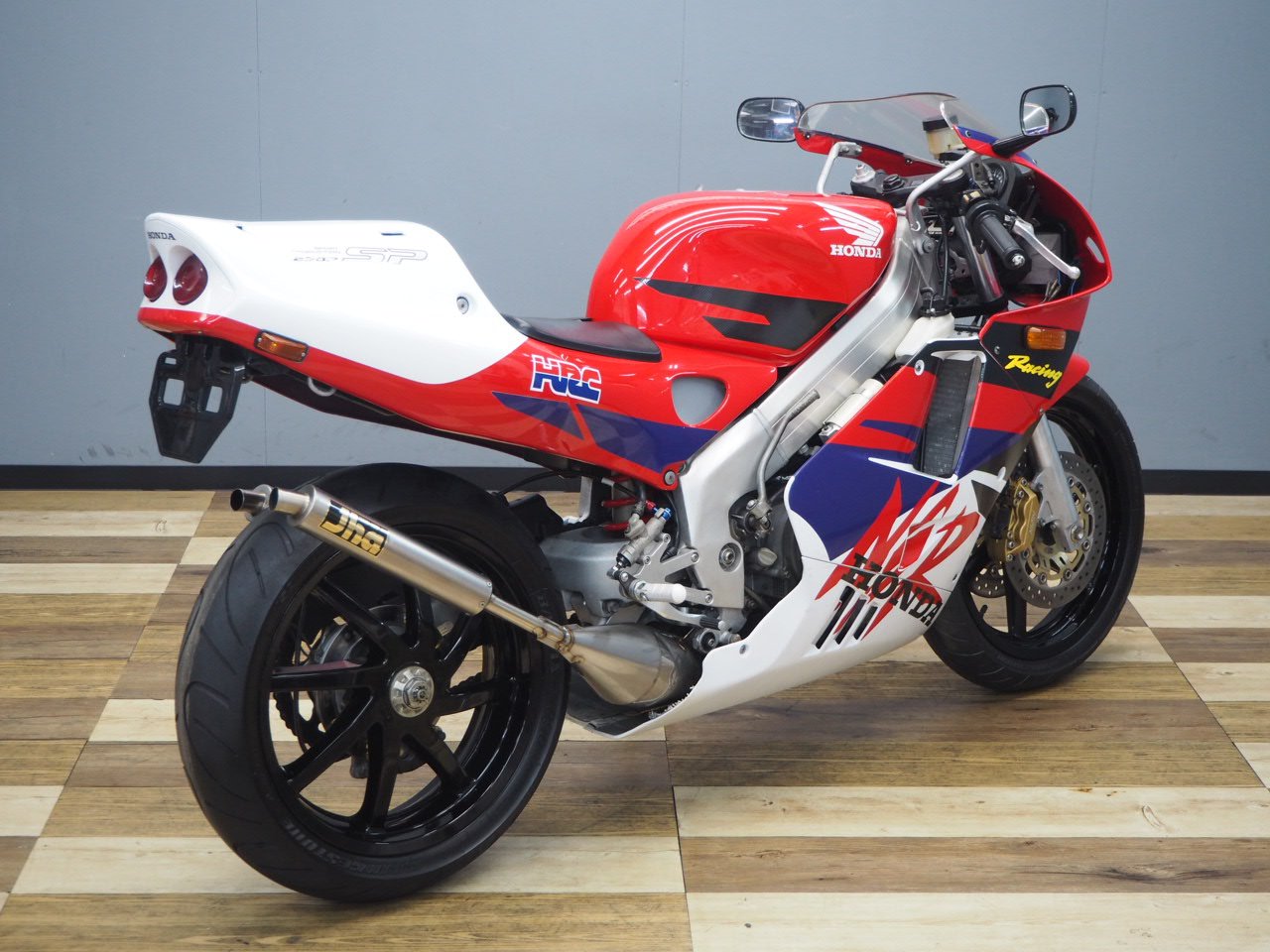 NSR250R SP MC28 Jhaチャンバー装備 HRCカラー仕様 | バイク買うなら ...