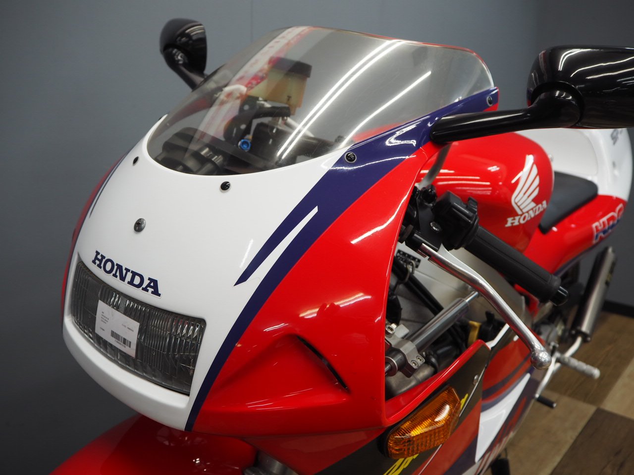 NSR250R SP MC28 Jhaチャンバー装備 HRCカラー仕様 | バイク買う