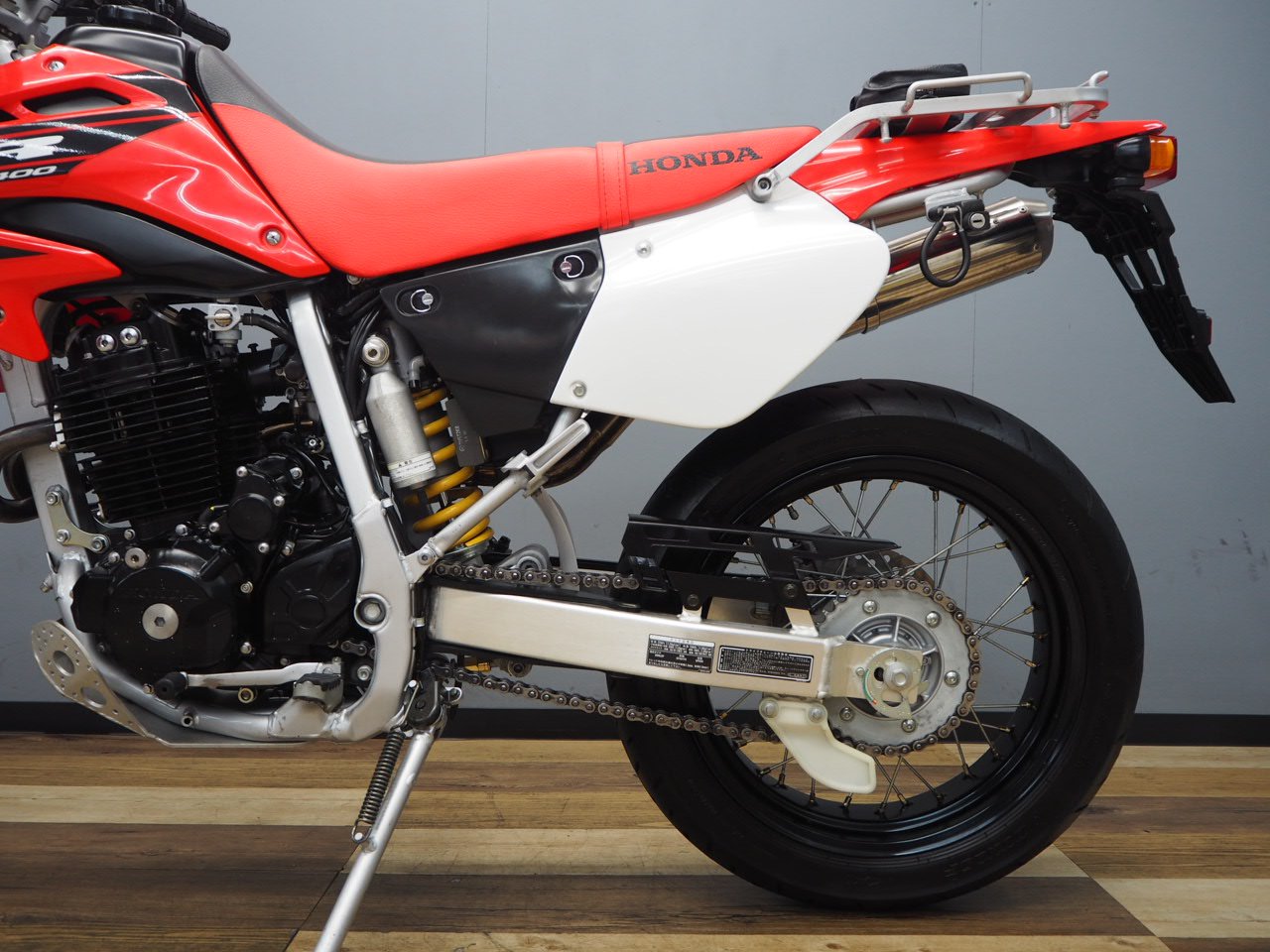 XR400モタード 無限ヘッダーパイプ・サイレンサー装備 | バイク買うなら【バイク王】