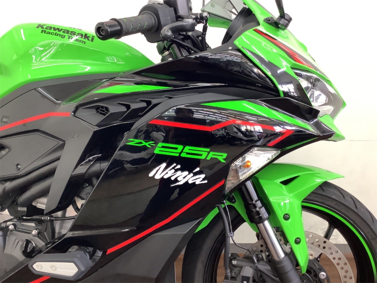 Ninja ZX-25R SE 2022年モデル KRT EDITION | バイク買うなら【バイク王】