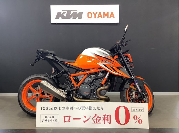 【ＫＴＭ小山認定中古車】１２９０ＳＵＰＥＲ ＤＵＫＥ Ｒ ＥＶＯ　ワンオーナー　テックパックインストール済み　フェンダーレス　純正ＯＰグリップヒーター　カーボンタンクカバー　アルミミラー装備！!