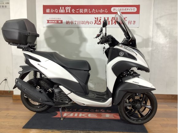 TRICITY 125 ABS(トリシティー125)リアキャリアBOX付き