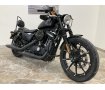  Sportster 883 Iron [ XL883N ]後期型　ロングシート＆タンデムステップ　エンジンガード　シーシーバー　サドルバックサポート　メーター移設　 キー付きガスキャップ！!