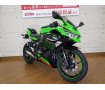 ニンジャZX-25R SE　2021年モデル　OVER製マフラー　アクスルスライダー装備