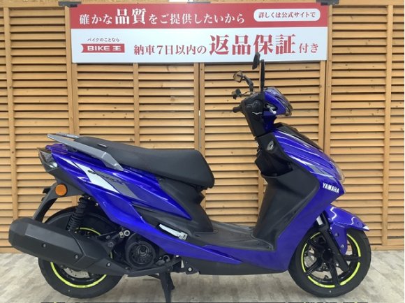 シグナス１２５ＸＳＲ　２０２０年モデル　ＡＴＬＡＳ製フラットシート　マルチバー装備