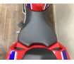 CBR250RR　レプリカの持つ”速さ””存在感”にフォーカスした国産ニーハンレプリカ！レーシーなトリコロールカラー!