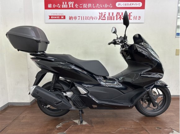 PCX　2023年モデル　ホンダ純正品リアボックス装備