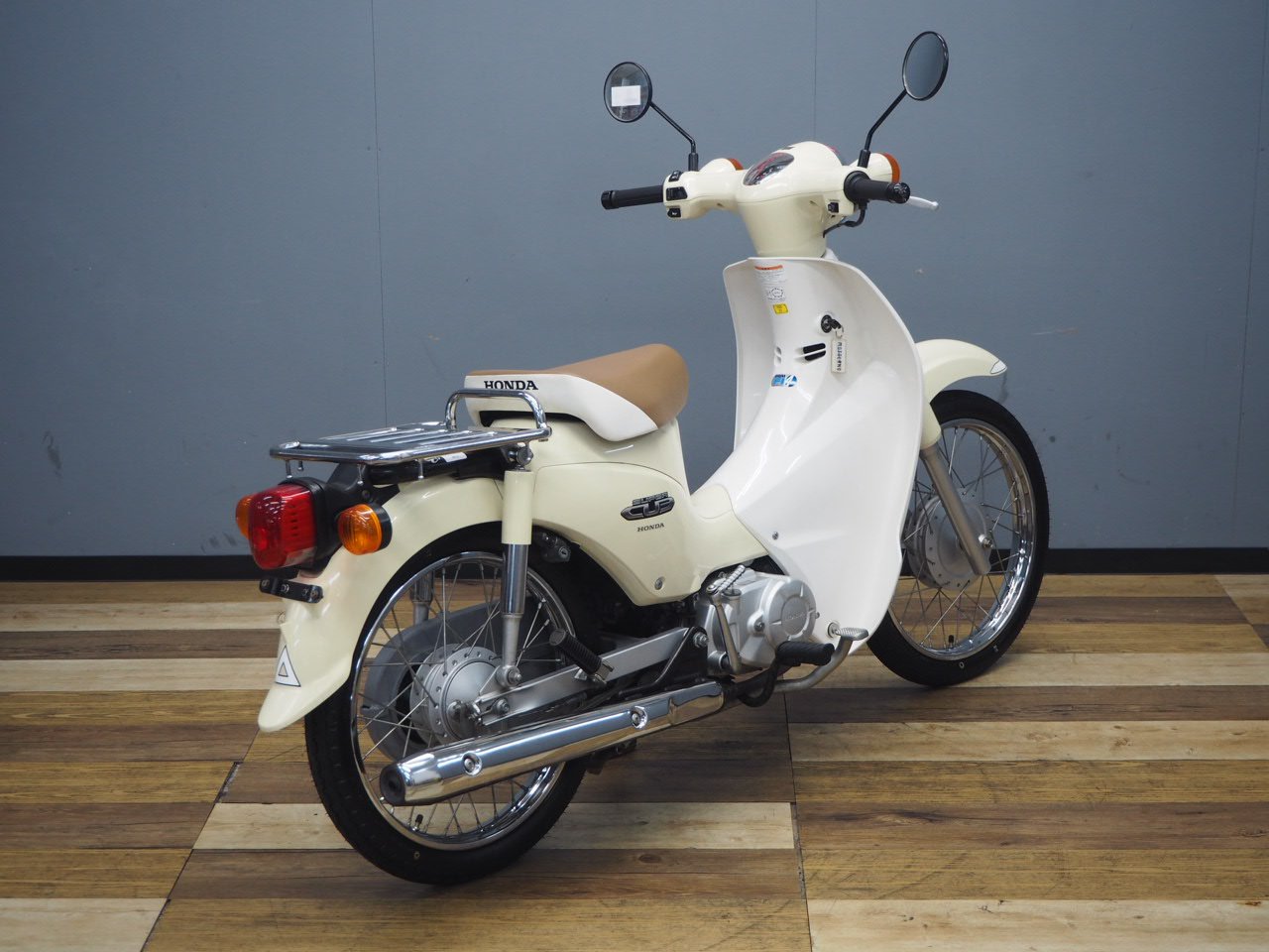 19570314.jpg?resize=600,450,ffffff