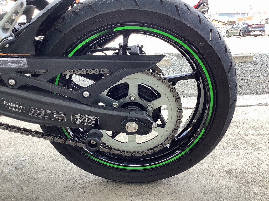 Ninja ZX-25R SE 前後ドラレコ・トリックスターのマフラー・純正エンジンスライダー装備！！! | バイク買うなら【バイク王】