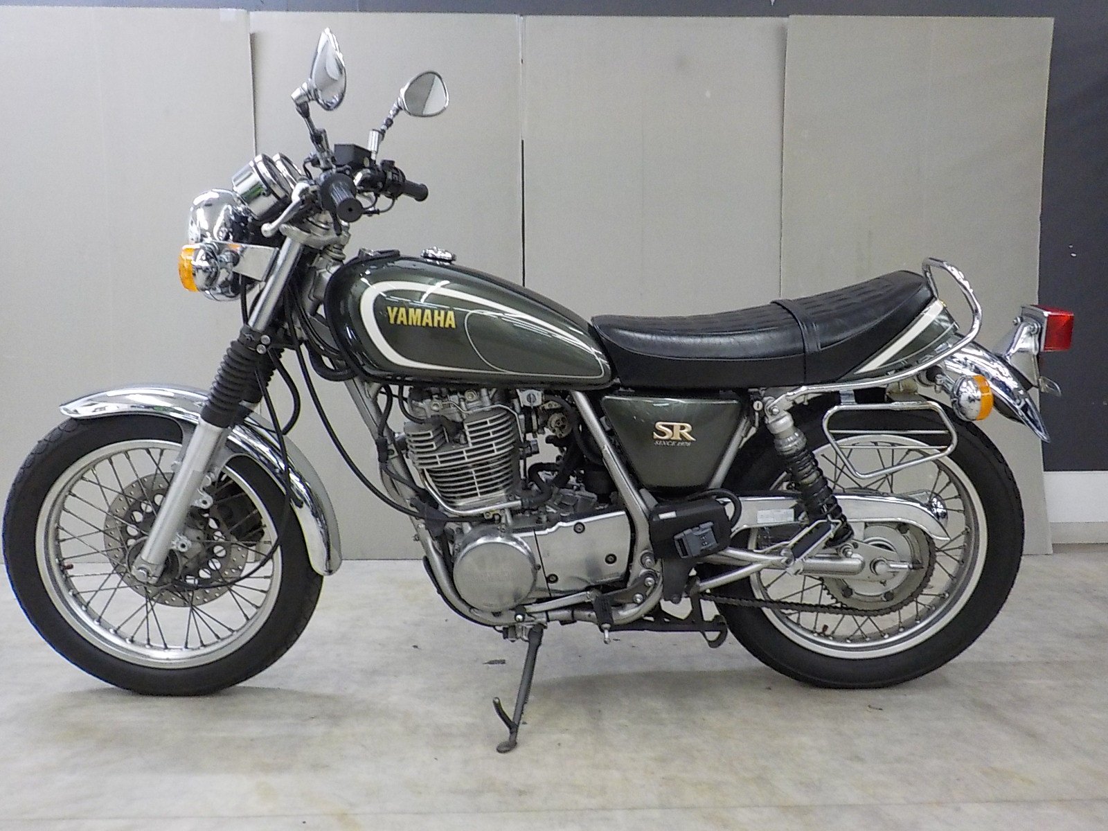 ヤマハ SR400 35thアニバーサリーエディション 2013年式 RH03Jの