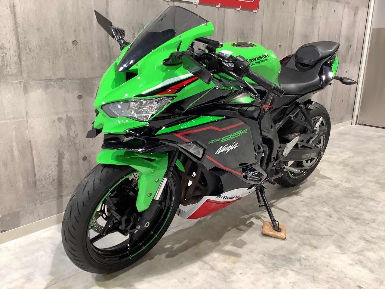 ZX-25R SE 2022年モデル フェンダーレス マルチバー