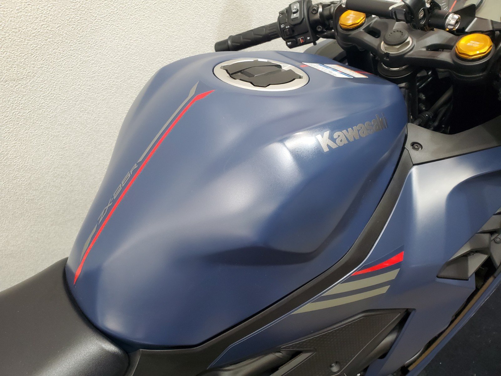ZX-25R SE 2022年モデル マルチバー装備!! | バイク買うなら ZX-25R SE 2022年モデル マルチバー装備!! | バイク買うなら