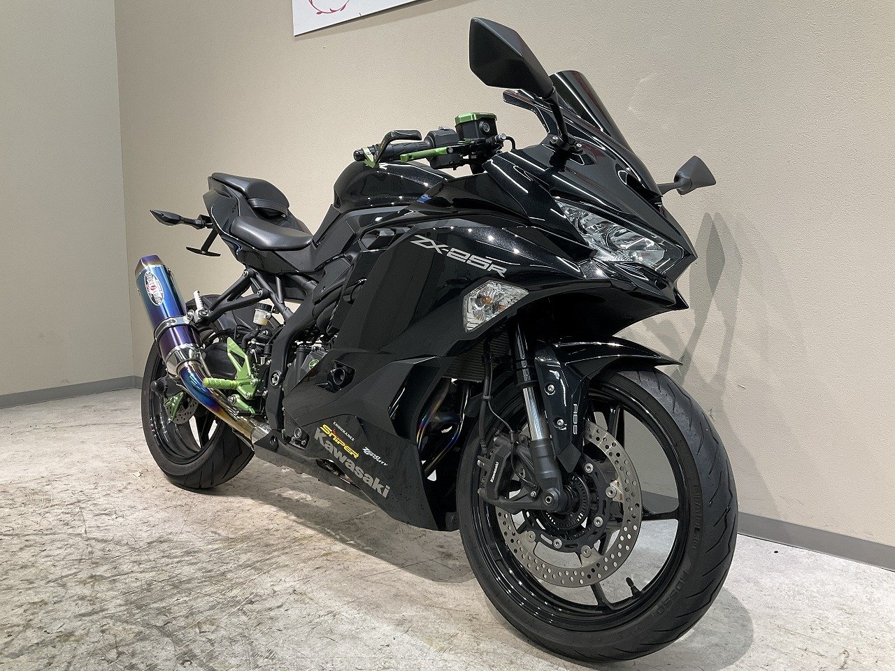 ニンジャZX－25R◇2021年モデル◇BEETフルエキ
