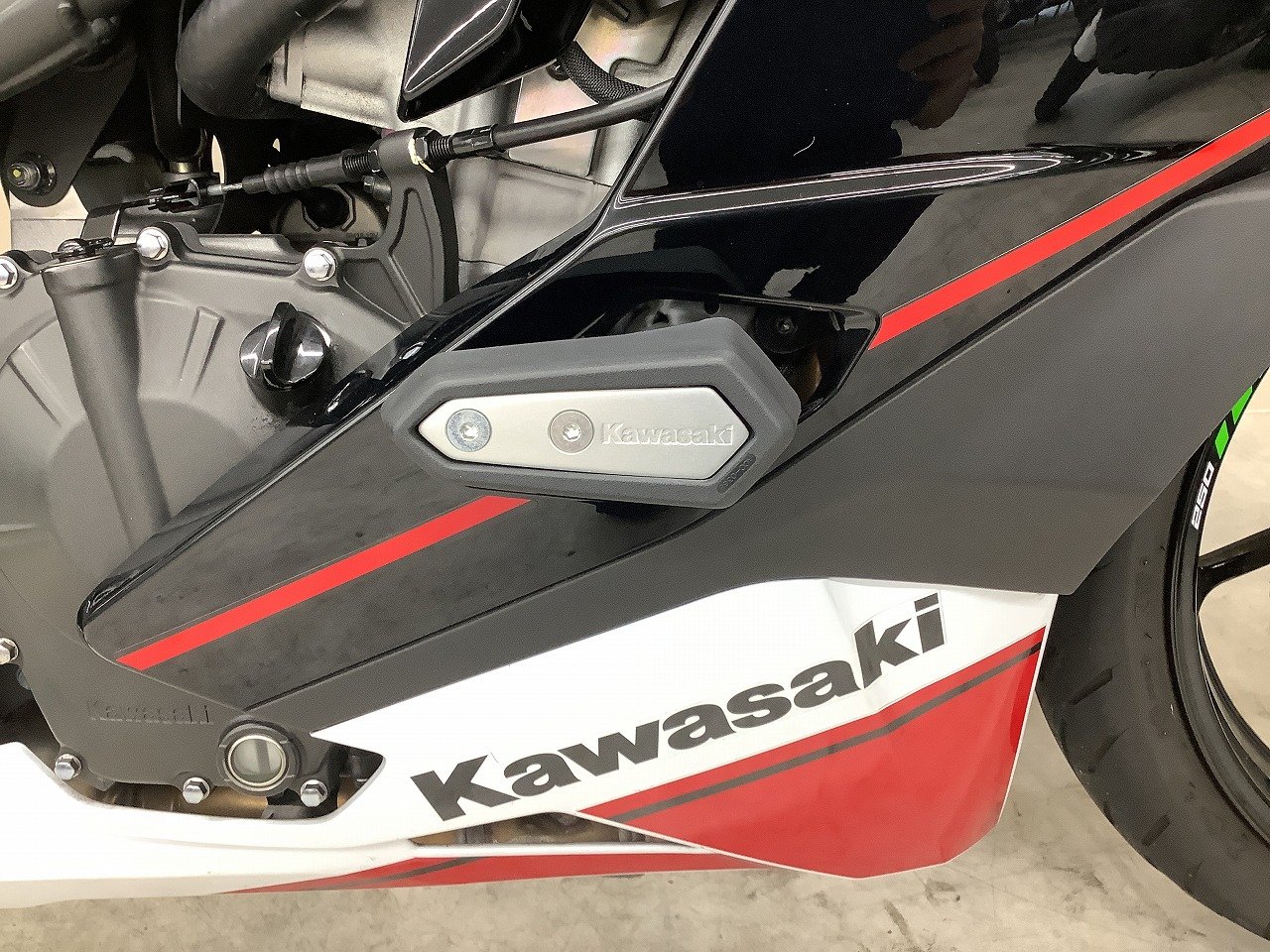 ニンジャZX-25R SE KRT Edition 2022年モデル・ZX250E型・前後