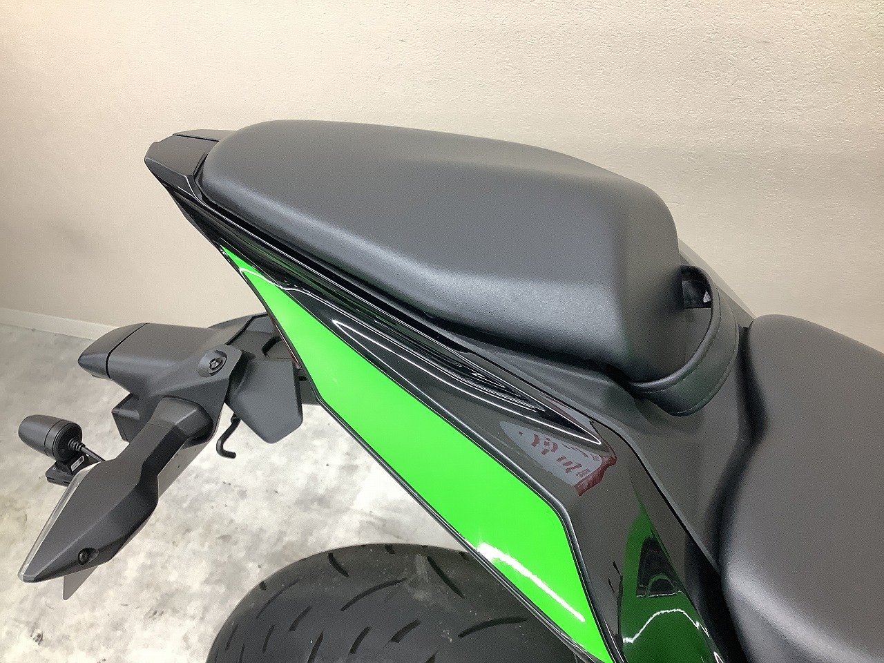 ニンジャZX-25R SE KRT Edition 2022年モデル・ZX250E型・前後