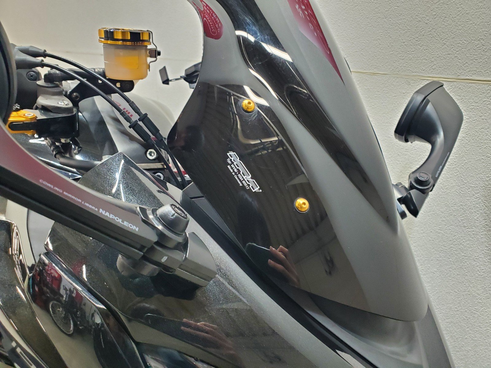 21196089.jpg?resize=600,450,ffffff