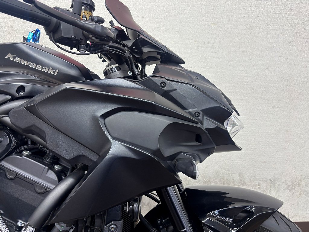Z H2 スーパーチャージャーの強力な加速力を 2021年モデル
