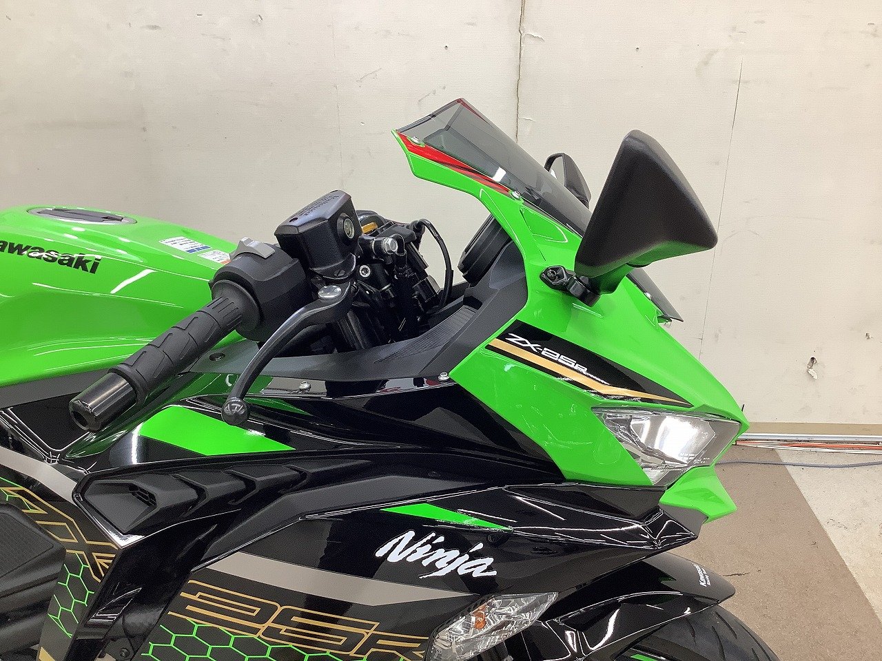 おすぎ アキさま専用 NINJA ZX-25R PAD, 165X20X20 39156-2633-BC
