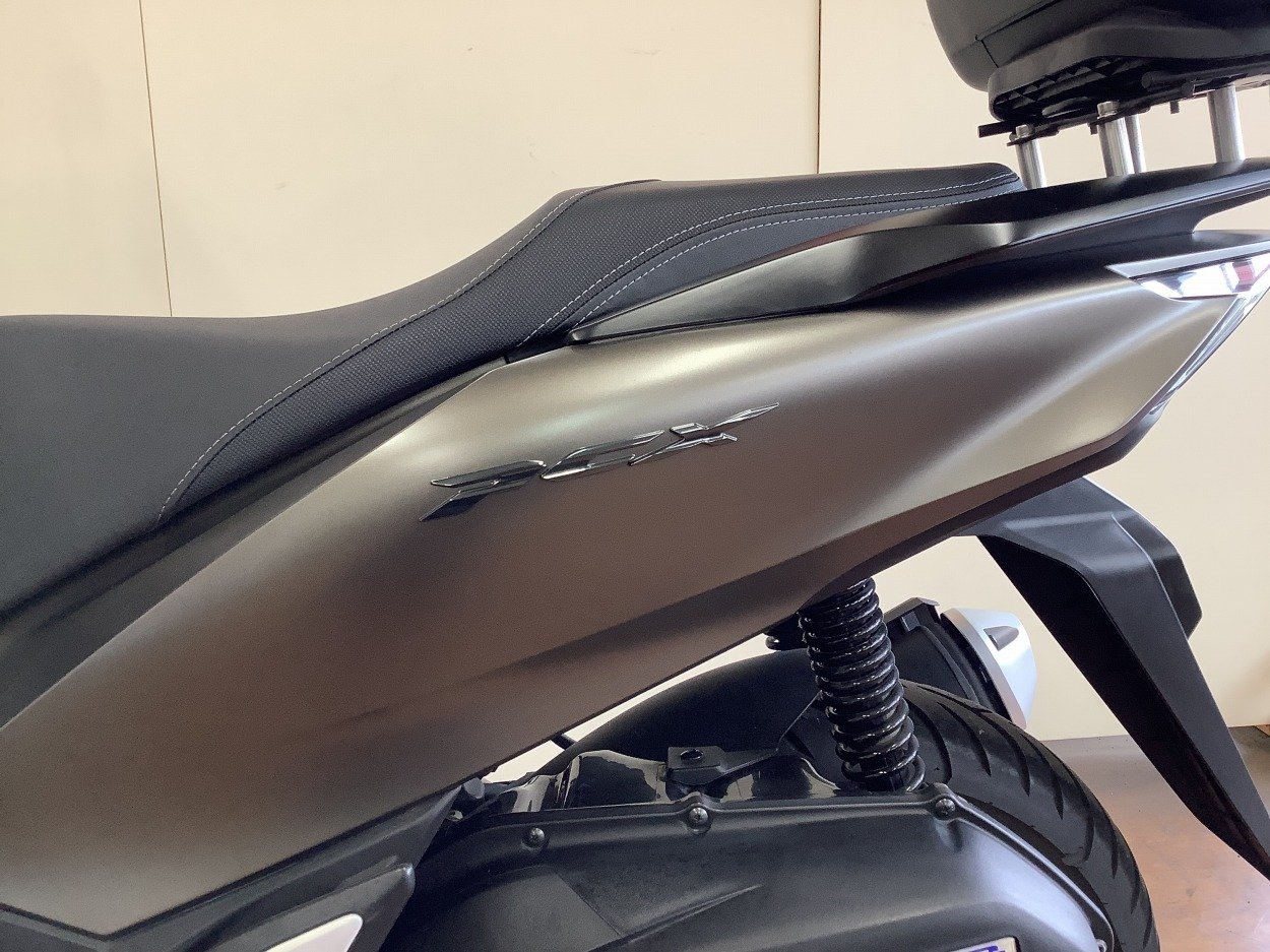 マル得】PCX トップケース ドリンクホルダー