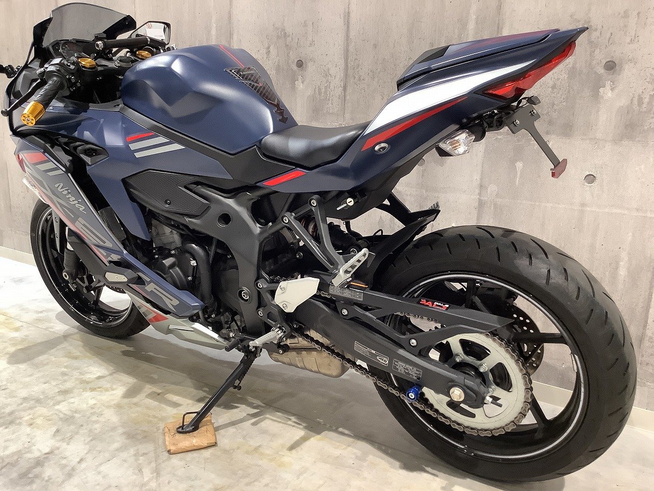 ZX-25R 2022年モデル シングルシートカウル キジマ製フェンレス