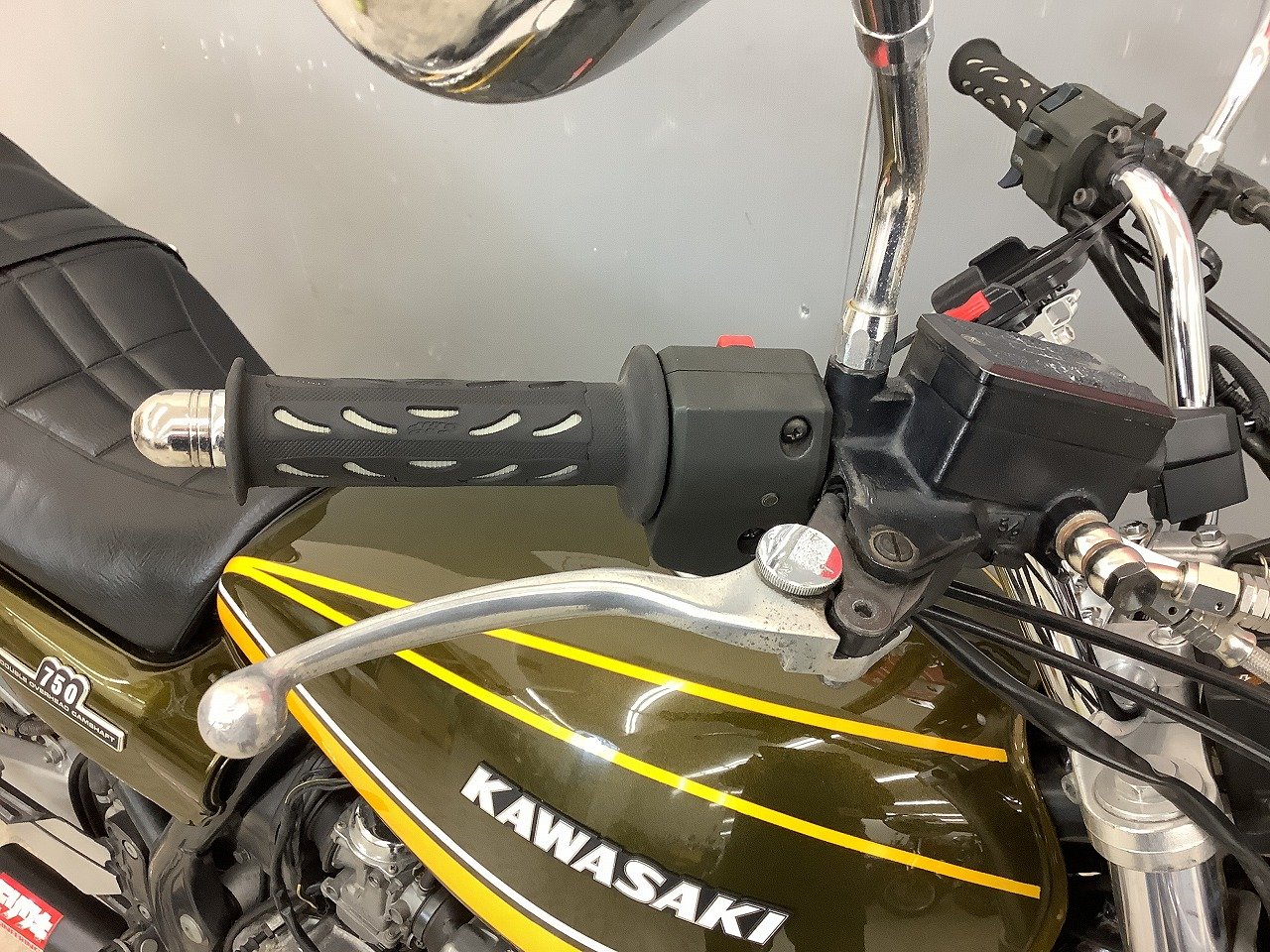 ZEPHYR 750RS Z2仕様外装KIT・ショート管装備 | バイク買うなら