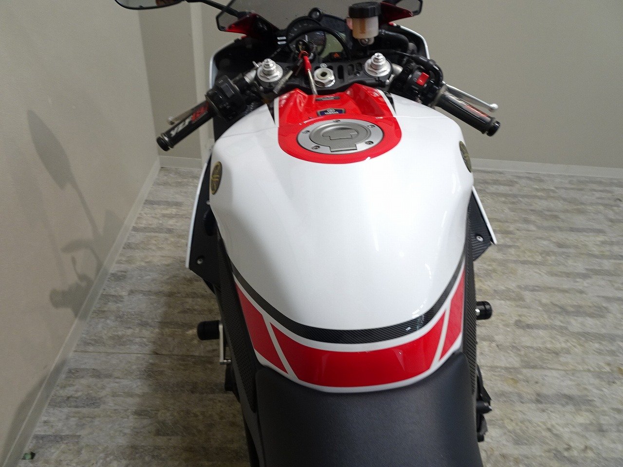 YZF-R1 WGP50thアニバーサリーエディション 2012年モデル