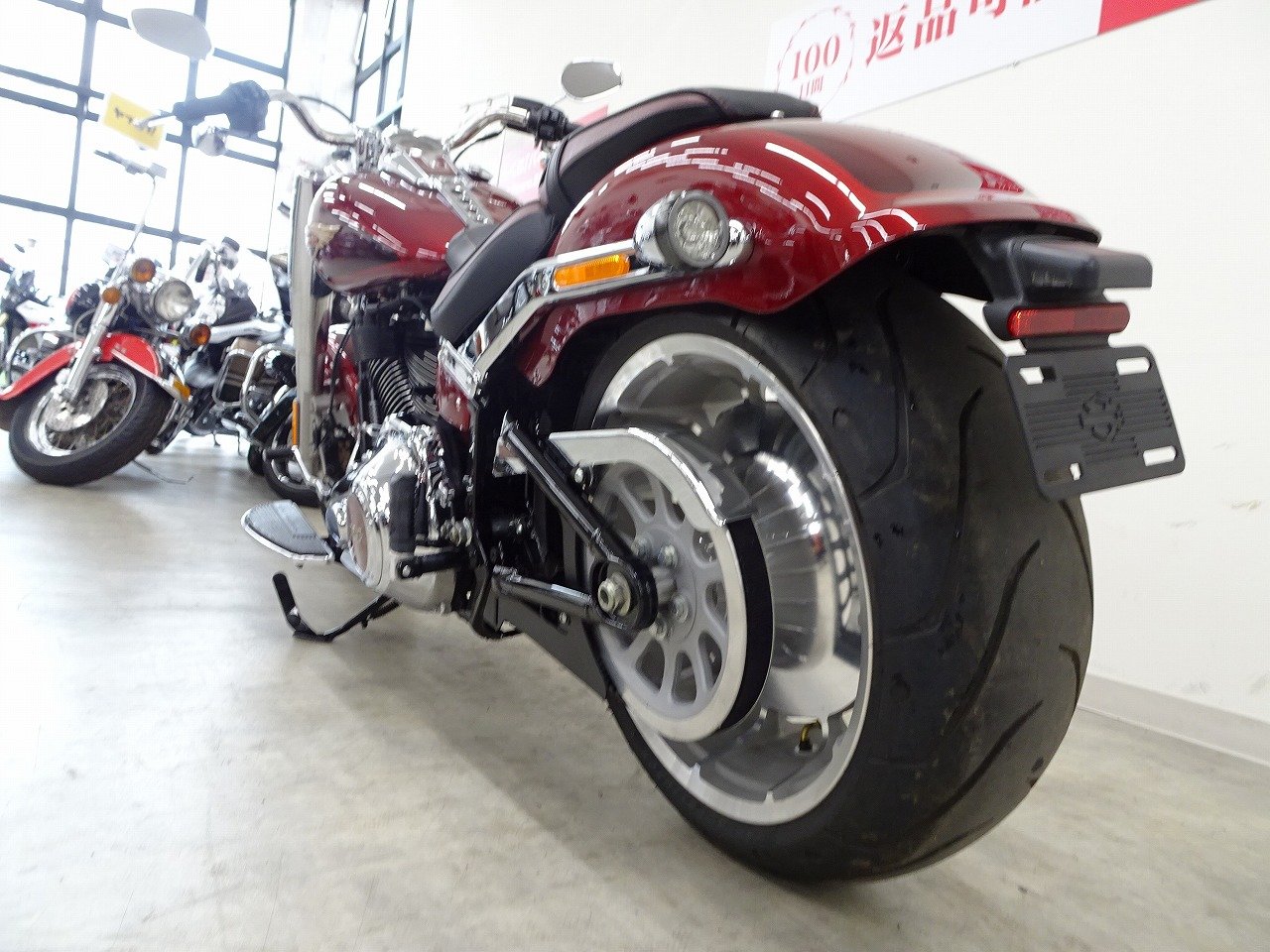 Harley-Davidson 牛の頭グラフィック スウェット　日本製　ファイア Harley-Davidson 牛の頭グラフィック スウェット日本製ファイア