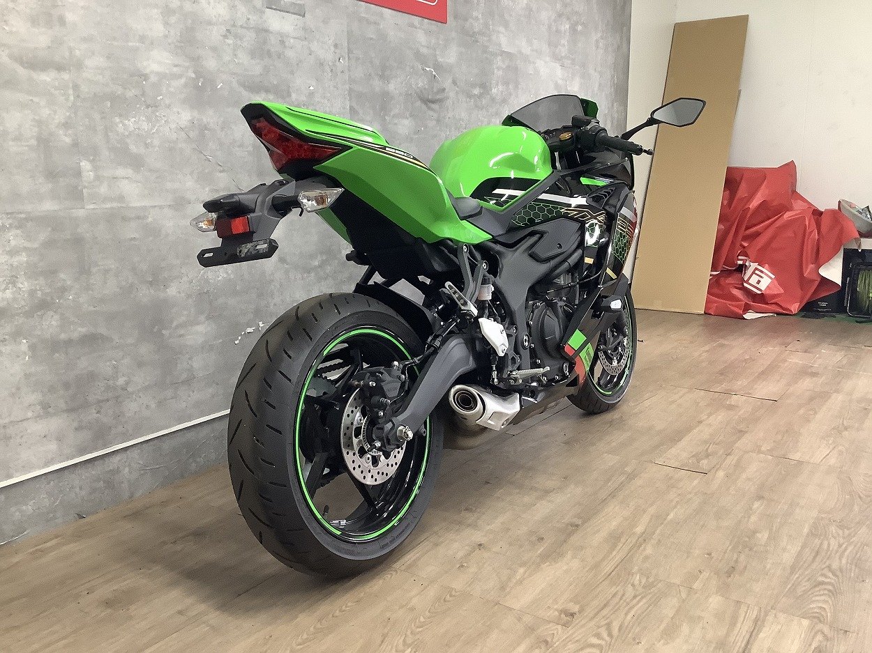 しげぞう Ninja ZX-25R SE KRT Edition 2021年モデル フルノーマル