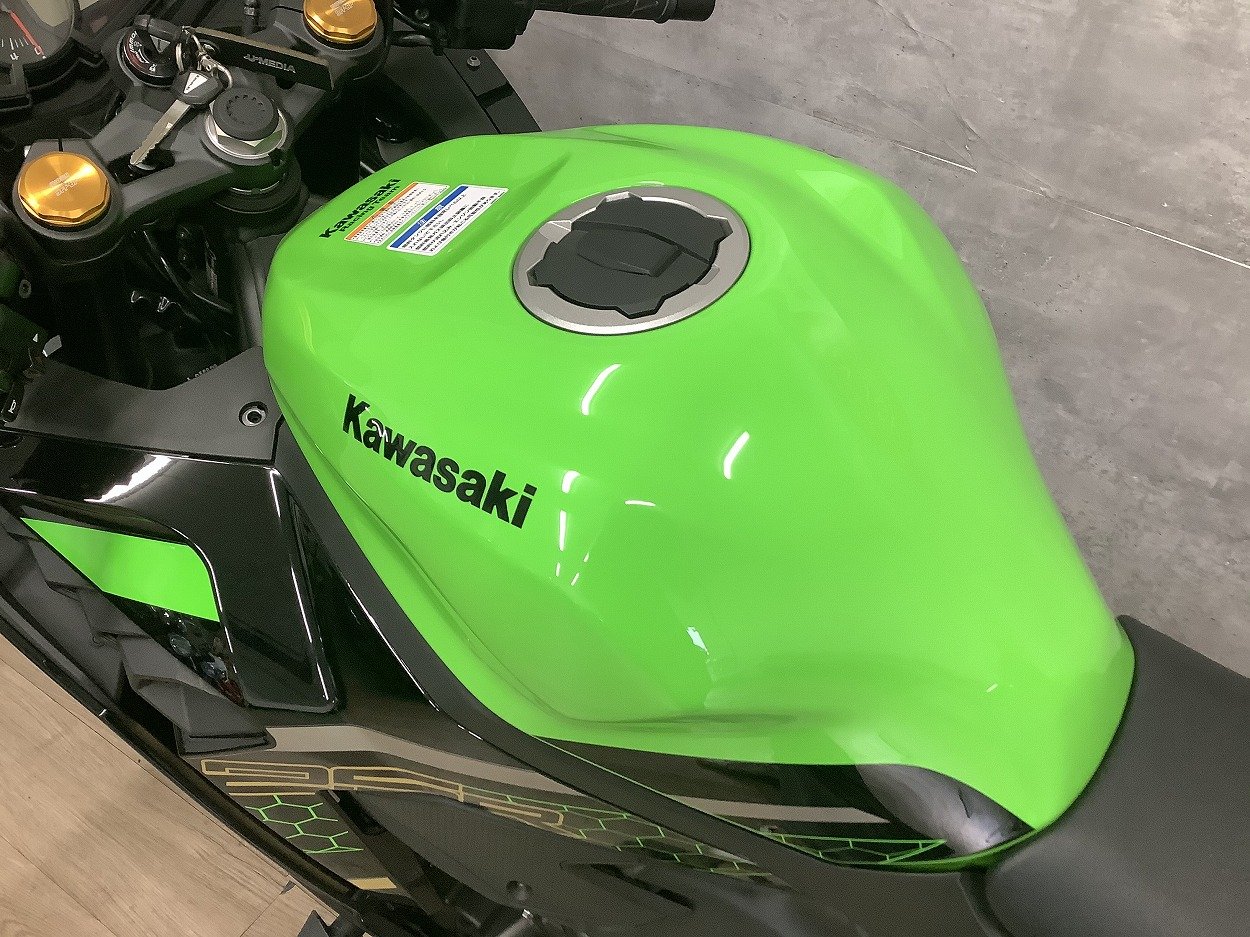 Ninja ZX-25R SE KRT Edition 2021年モデル フルノーマル