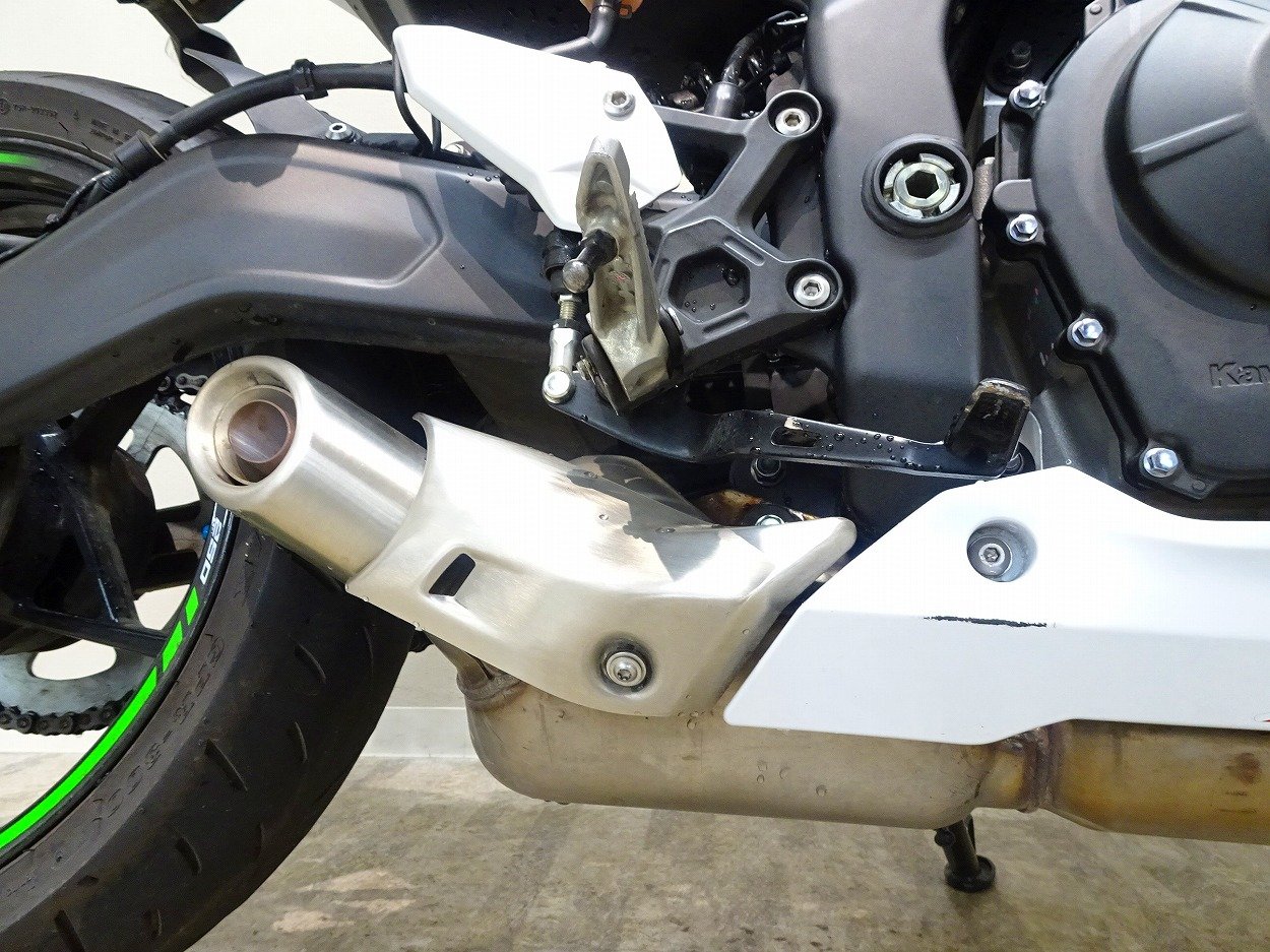 Ninja ZX-25R SE KRT Edition 2022年モデル/フェンダーレス