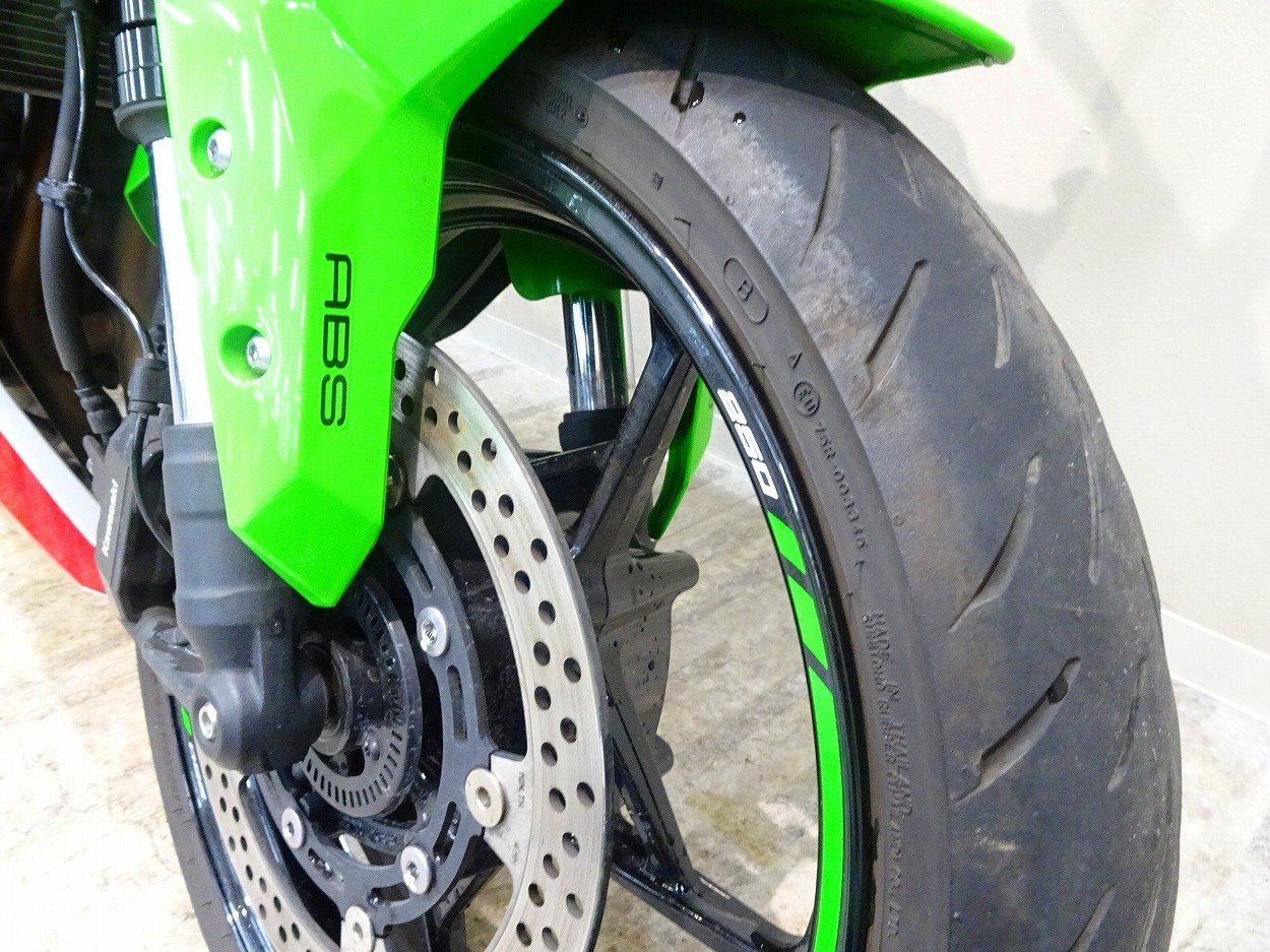 Ninja ZX-25R SE KRT Edition 2022年モデル/フェンダーレス