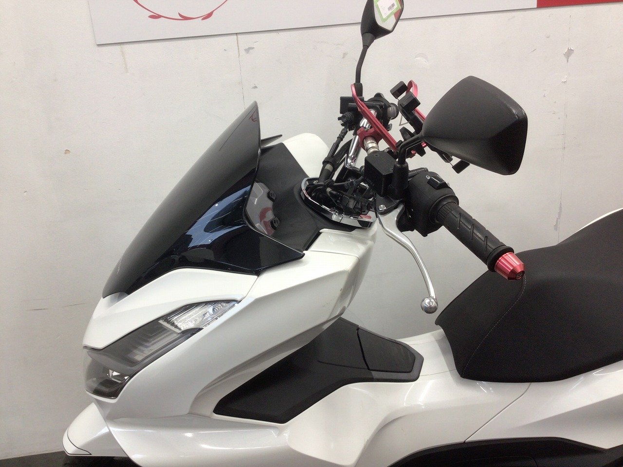 PCX□2023年モデル・JK05型・マルチバー・トップ