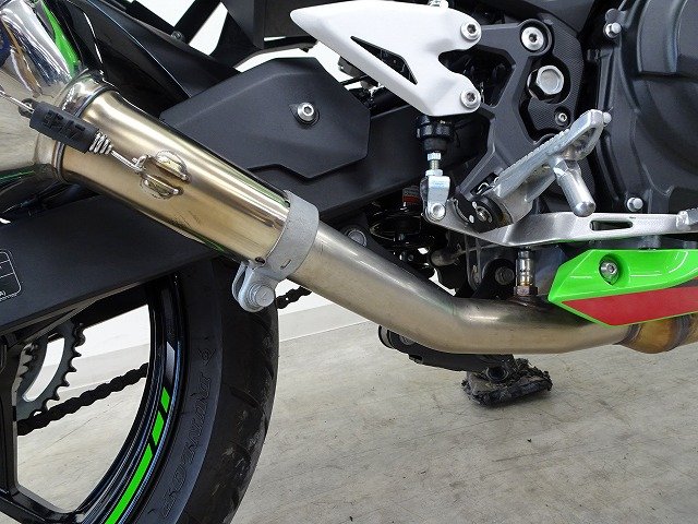 Ninja 400 ヨシムラスリップオンマフラー BEET製スクリーン