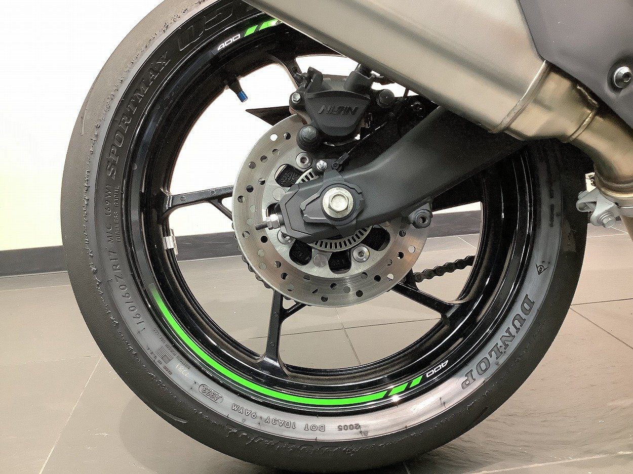 竜王 Ninja ZX-4RR 2024年モデル 1オーナー | バイク買うなら