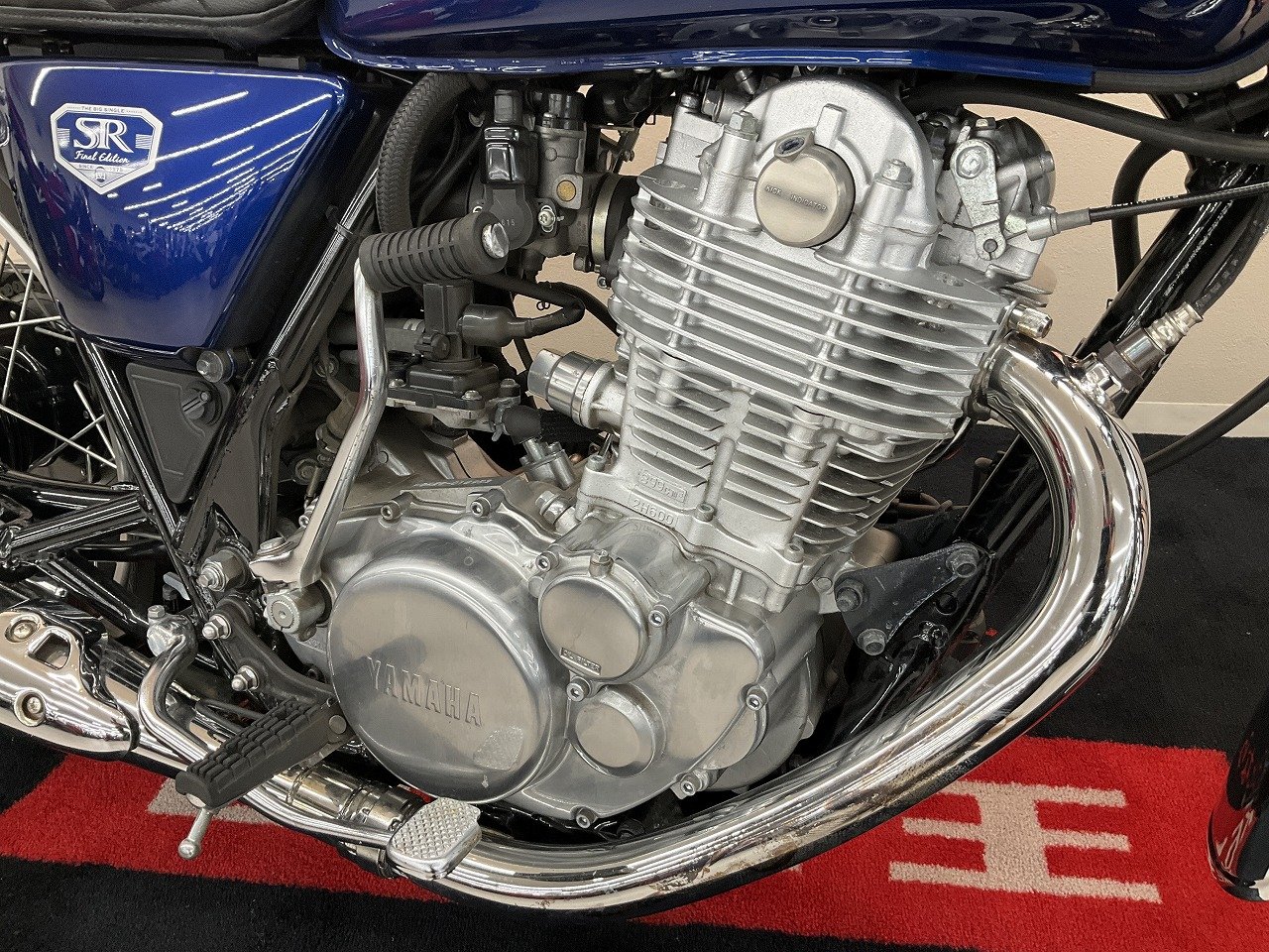 SIRIO S21 BK EVO2 STI (最終値下げしました) SR400【 Final Edition ハンドル他カスタム】 | バイク買うなら