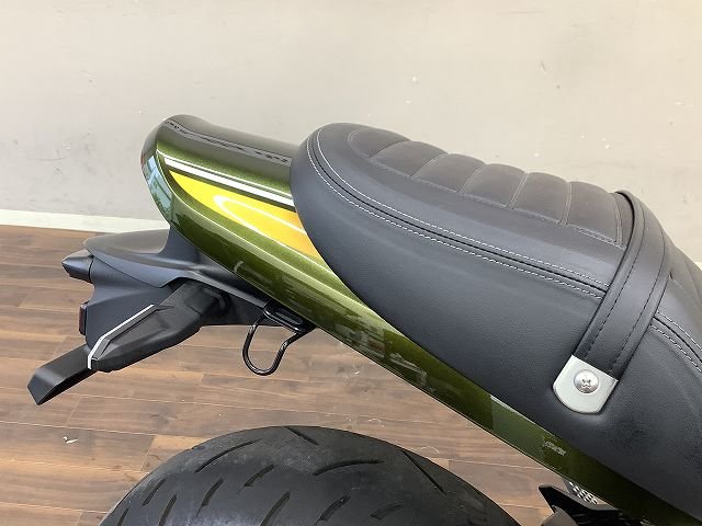 【説明欄必読】z900rsタイガーカラー外装　17000km外し 今度は“青玉虫”カラーだ！ カワサキ「Z900RS」北米で2022年