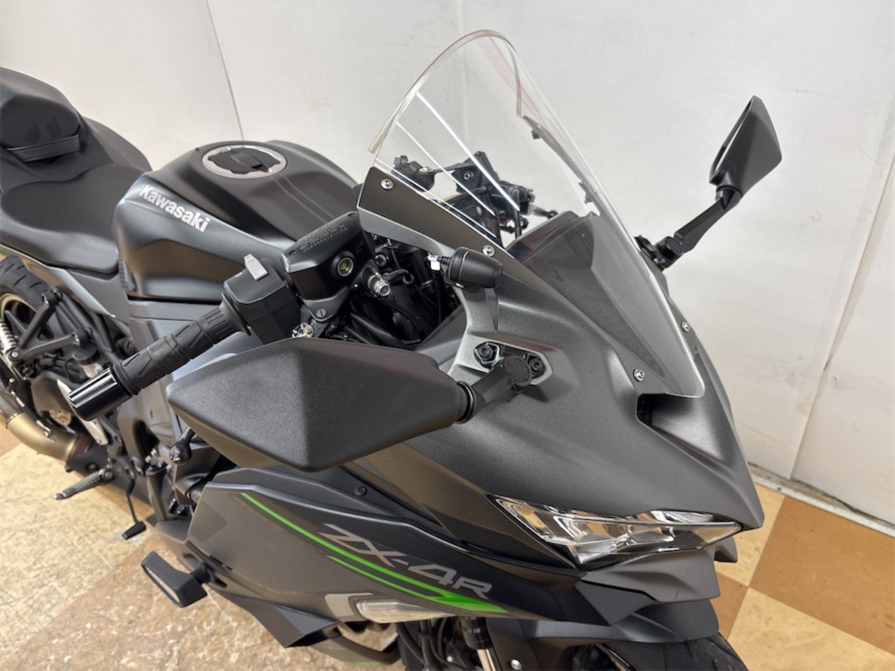 ZX－4R SE 2024年モデル トリックスター製