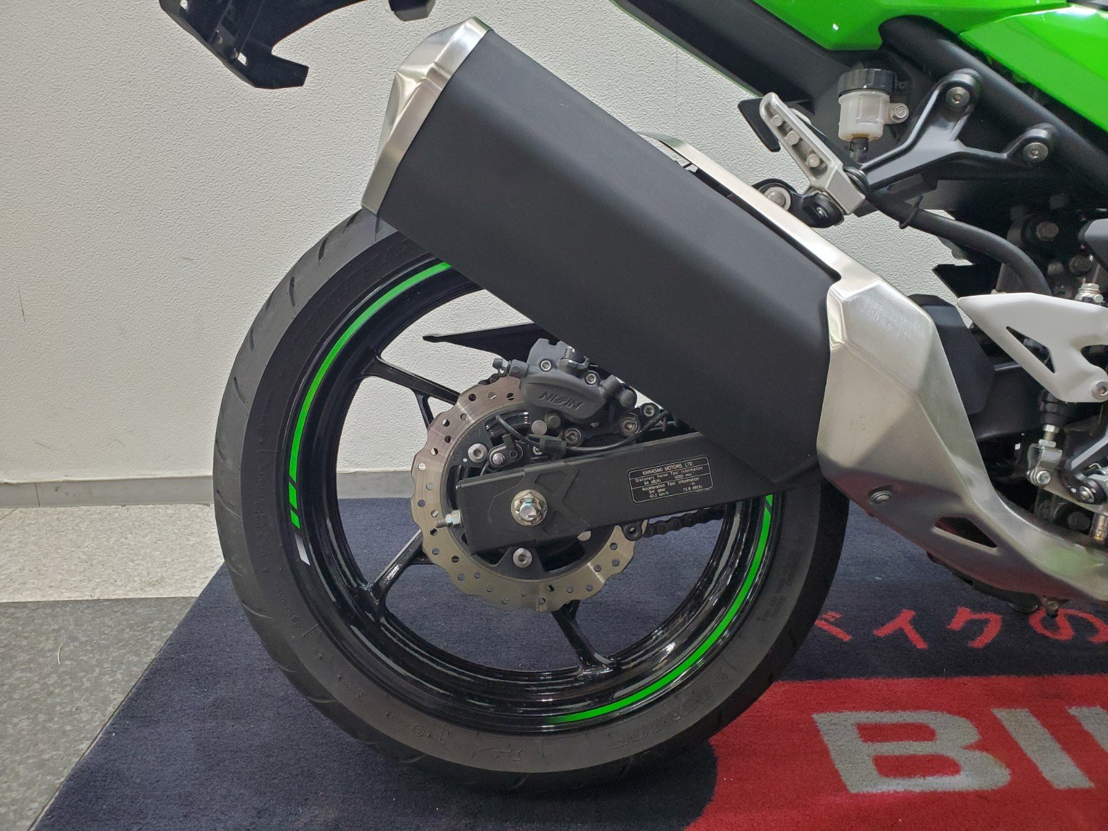 コンプリートマスター　2023年度　マルさん専用 マル得】NINJA400 2023年モデル ワンオーナー KRTエディション