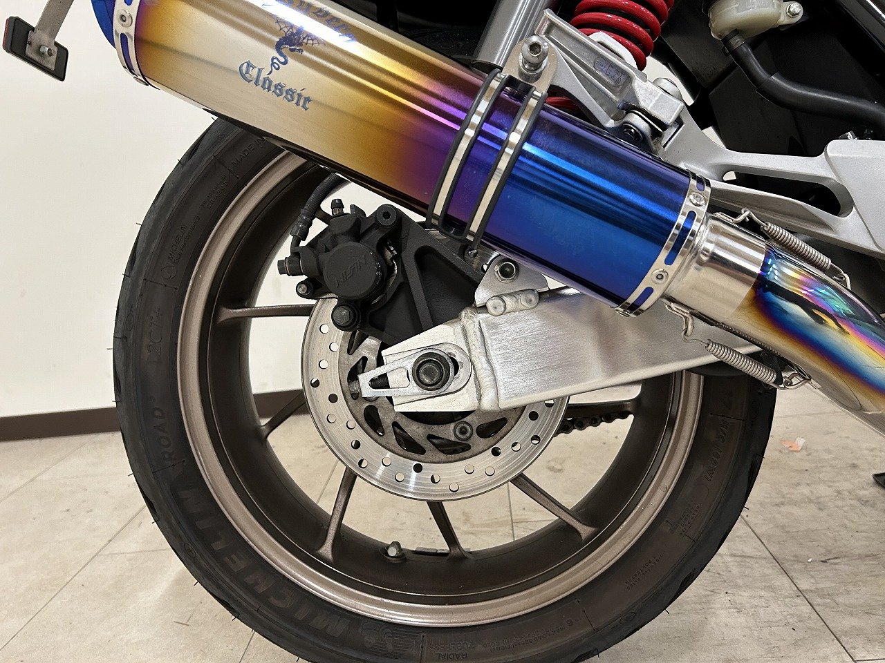 CB400 SUPER FOUR HYPER VTEC Revo 2018年モデル ワイバンMF装備
