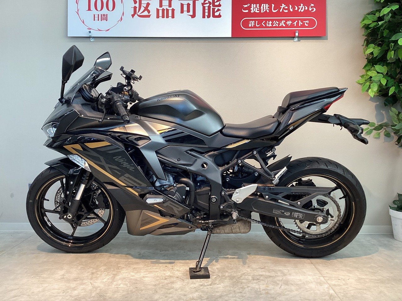 激レア☆大型 銀貨 2022 Awakening 5oz Wall Street 109700 1/12完成品バイク KAWASAKI Ninja ZX-25R メタリック