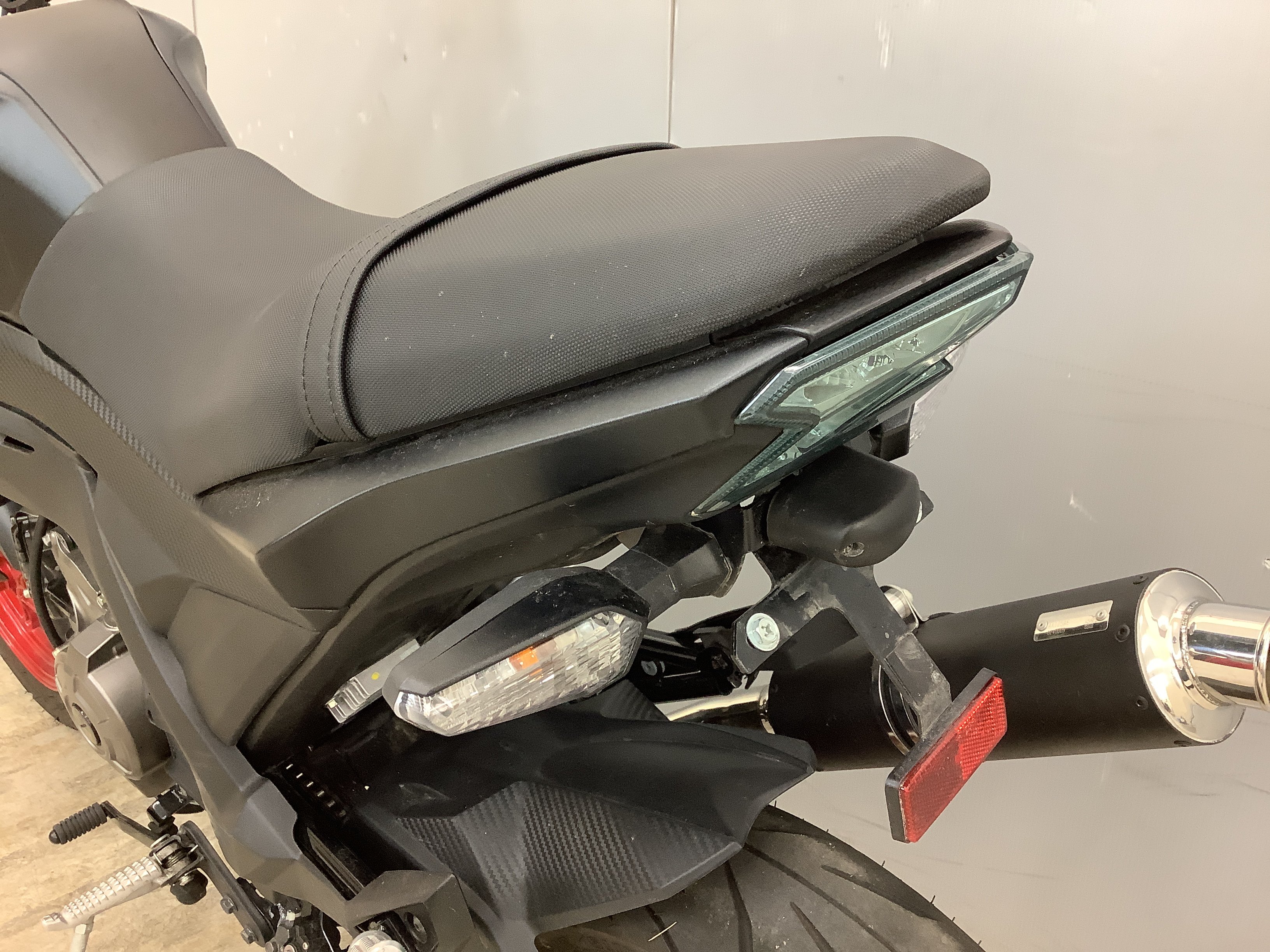 Z125 PRO SP武川製政府認証ボンバーマフラー 装備・フェンダーレス