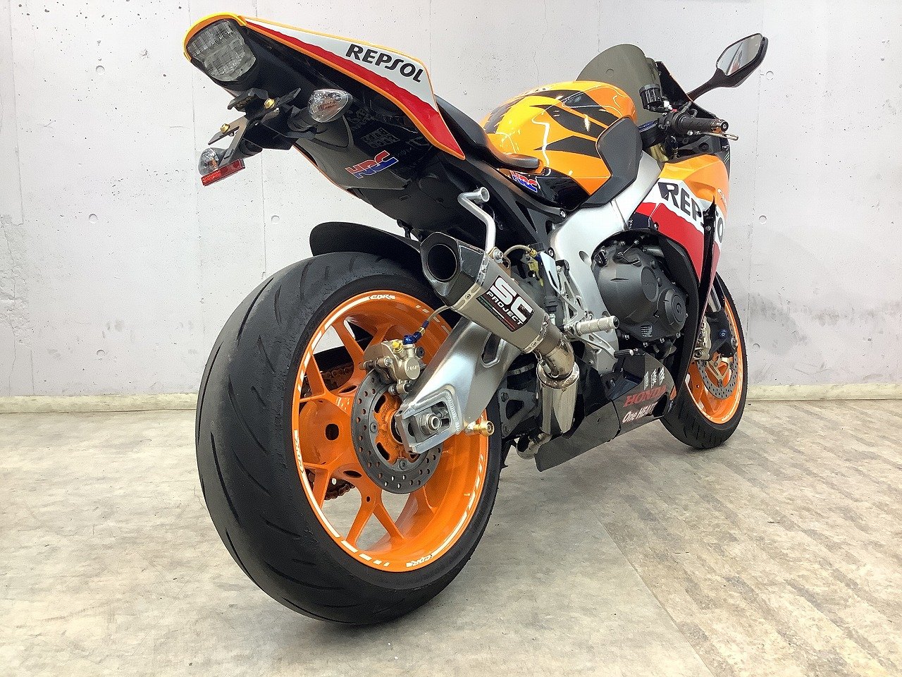 CBR1000RR SC59モデル レプソルカラー シングルシートカウル
