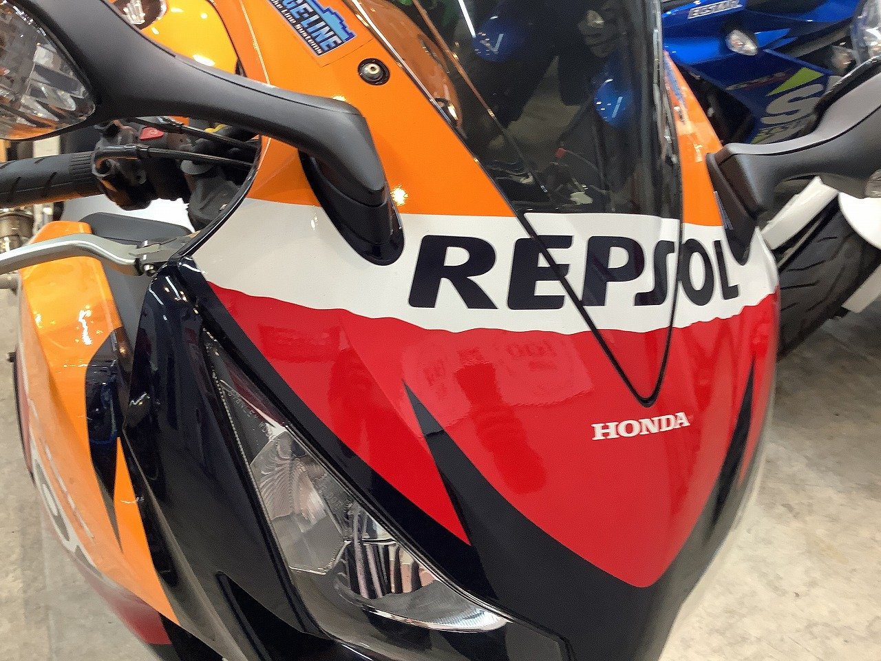 CBR1000RR SC59モデル レプソルカラー シングルシートカウル