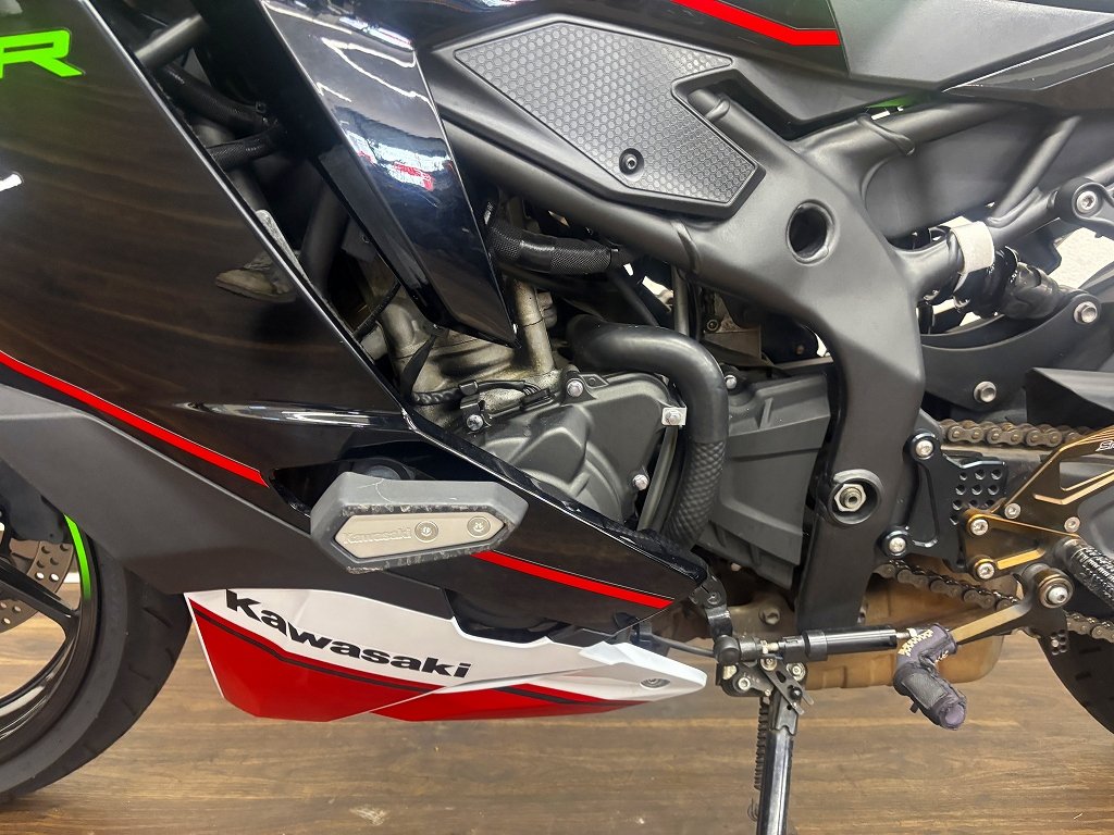 ニンジャZX-25R SE 2022年モデル | バイク買うなら【バイク王】