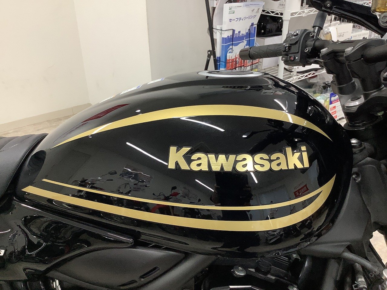 12/29まで限定価格】Z900RS CAFE メタリックディアブロブラック