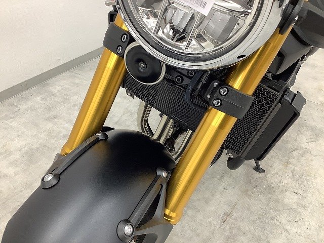 Z900RS SE フェンダーレス・2025年モデル オーリンズ製のリア