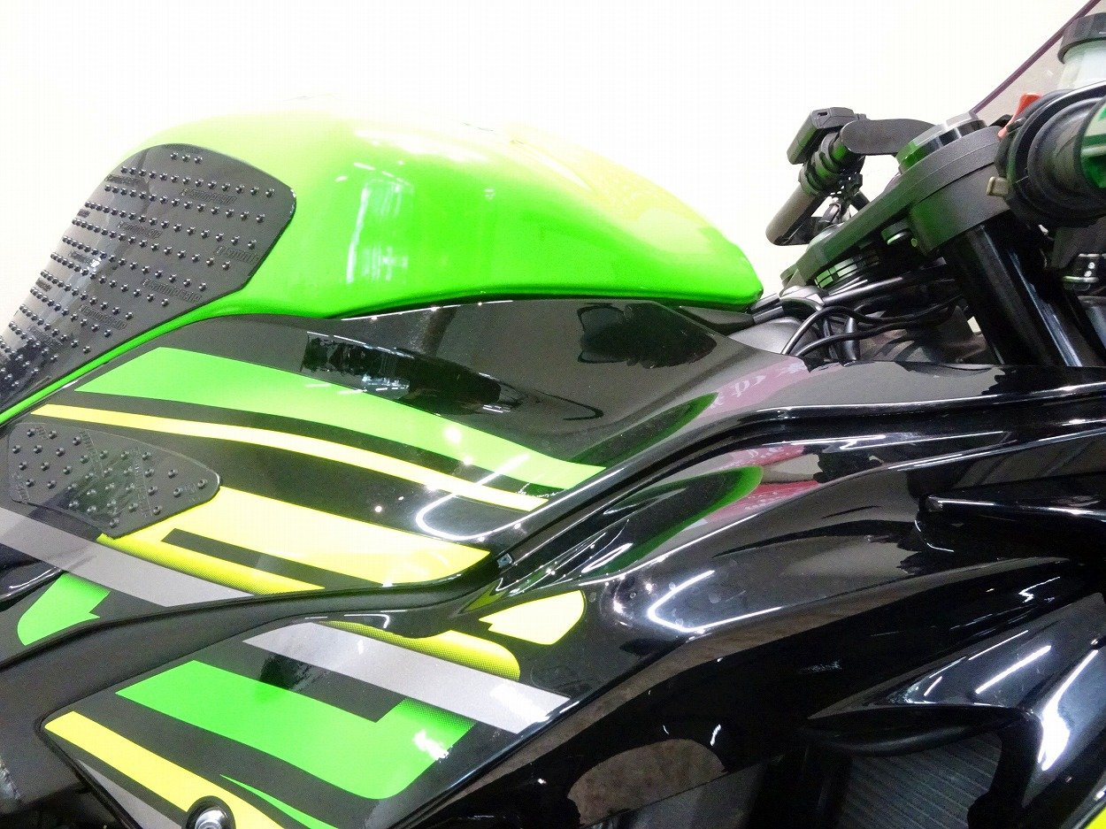 mra様確認用 ZX 6 R NINJA - Racing windscreen 